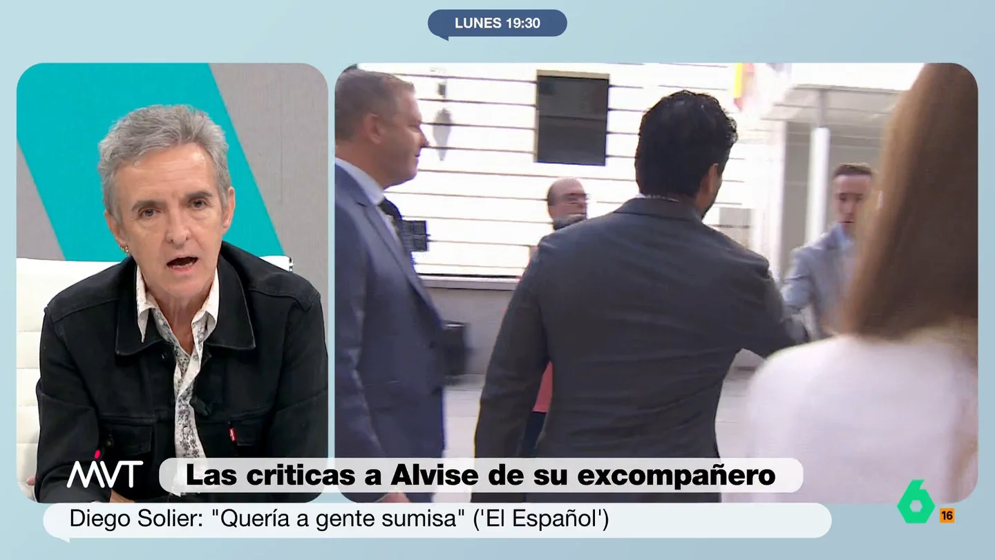 Ramoncín ironiza sobre el sueldo de Alvise en el Parlamento Europeo: "¿A quién le ha tocado, lo sabéis?" El colaborador afirma que es necesario hacer "un análisis profundo" para entender por qué 800.000 personas, sobre todo jóvenes, han votado a Se acabó la fiesta por que considera "que esa es la política que necesita el país".