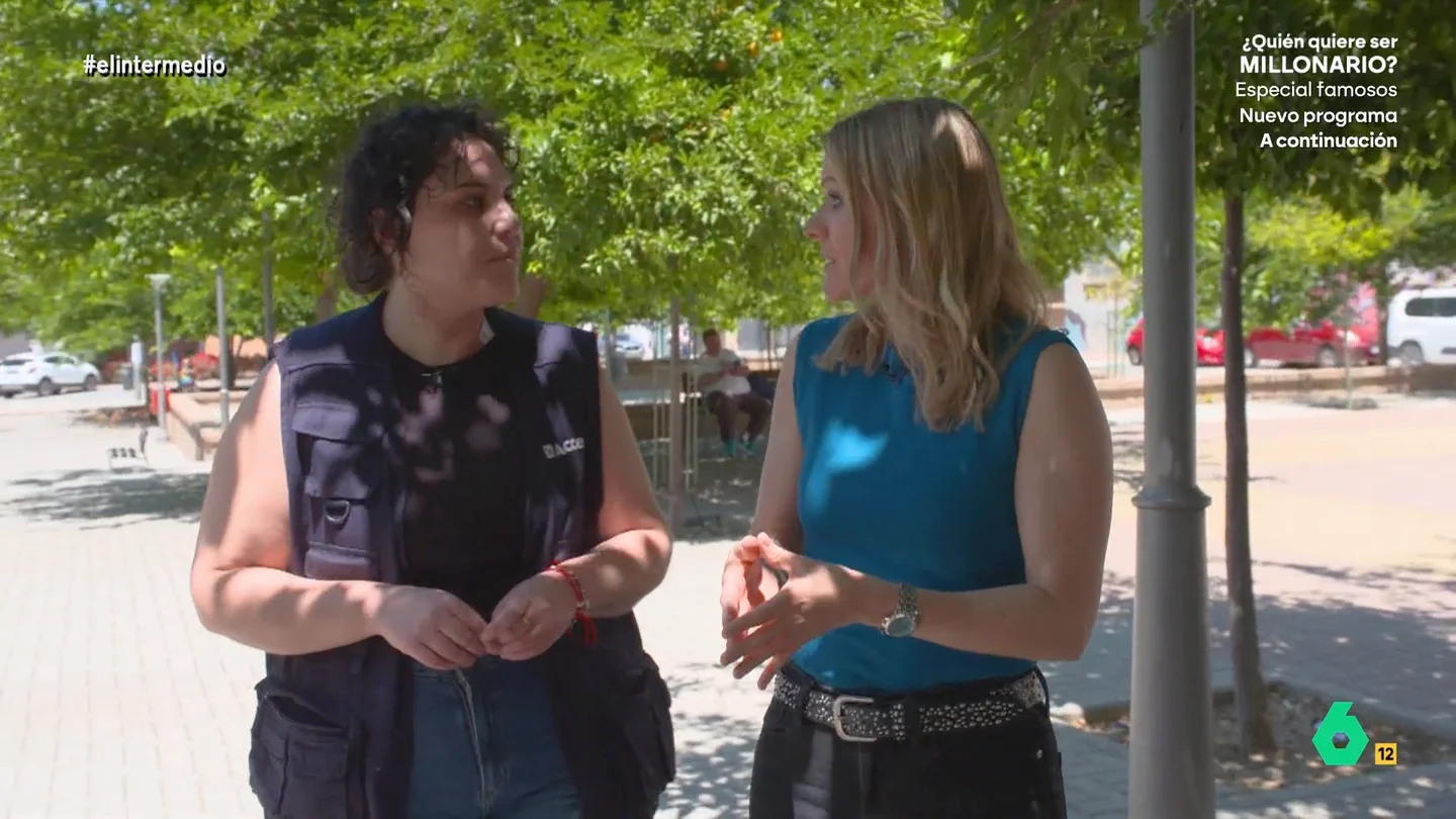Accem Granada conecta a migrantes con vecinos de La Chana: "Los jóvenes aportan a los mayores y viceversa" Accem Granada conecta a migrantes con vecinos de La Chana: "Los jóvenes aportan a los mayores y viceversa"