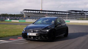 Parte frontal del Golf R 