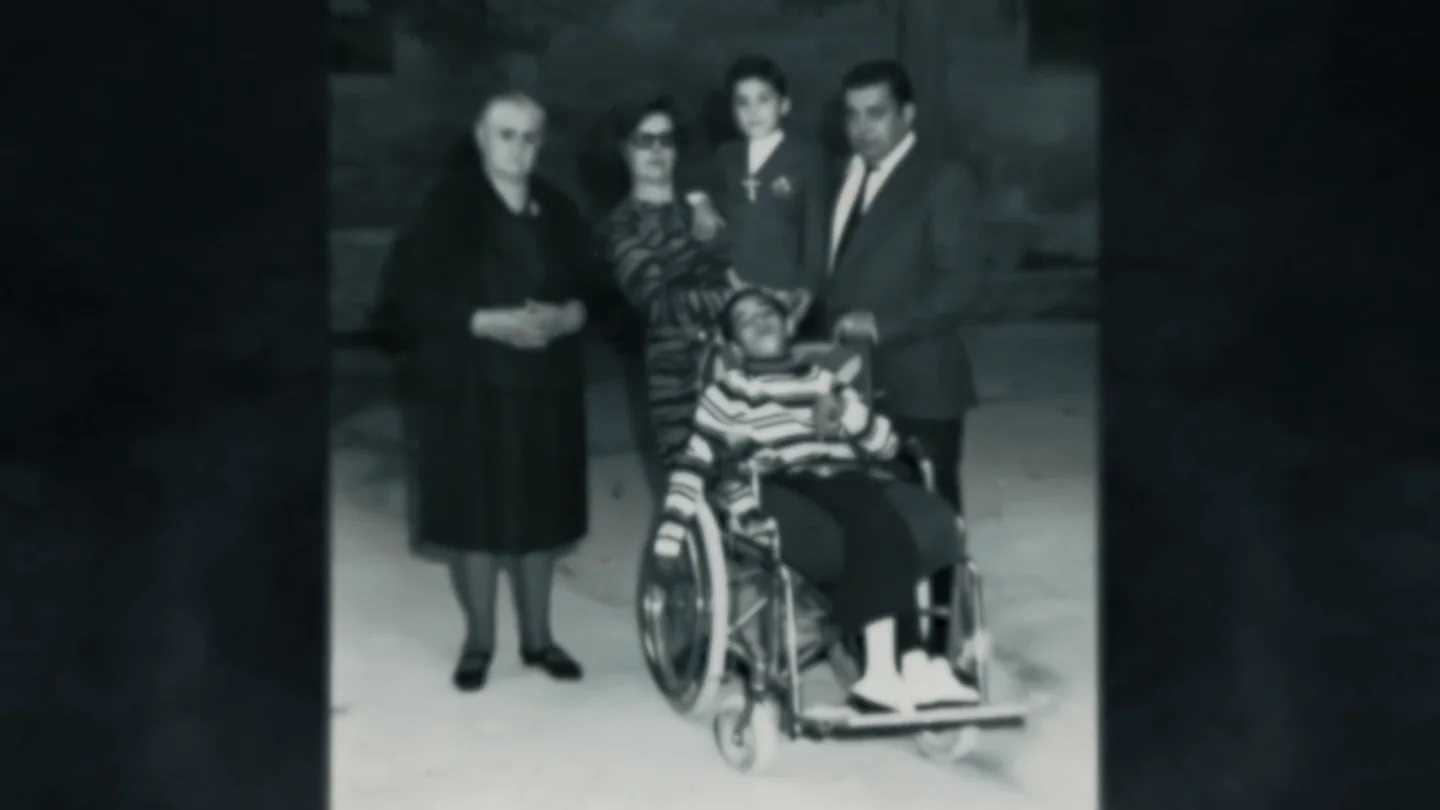 La trágica vida de Cecilia Giménez, la creadora del Ecce Homo de Borja que tuvo dos hijos enfermos La trágica vida de Cecilia Giménez, la creadora del Ecce Homo de Borja que tuvo dos hijos enfermos