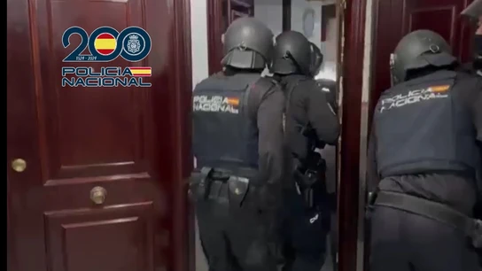 Detenidas 16 personas en Cádiz por estafar más de 480.000 euros mediante 'vishing'. Detenidas 16 personas en Cádiz por estafar más de 480.000 euros mediante 'vishing'.