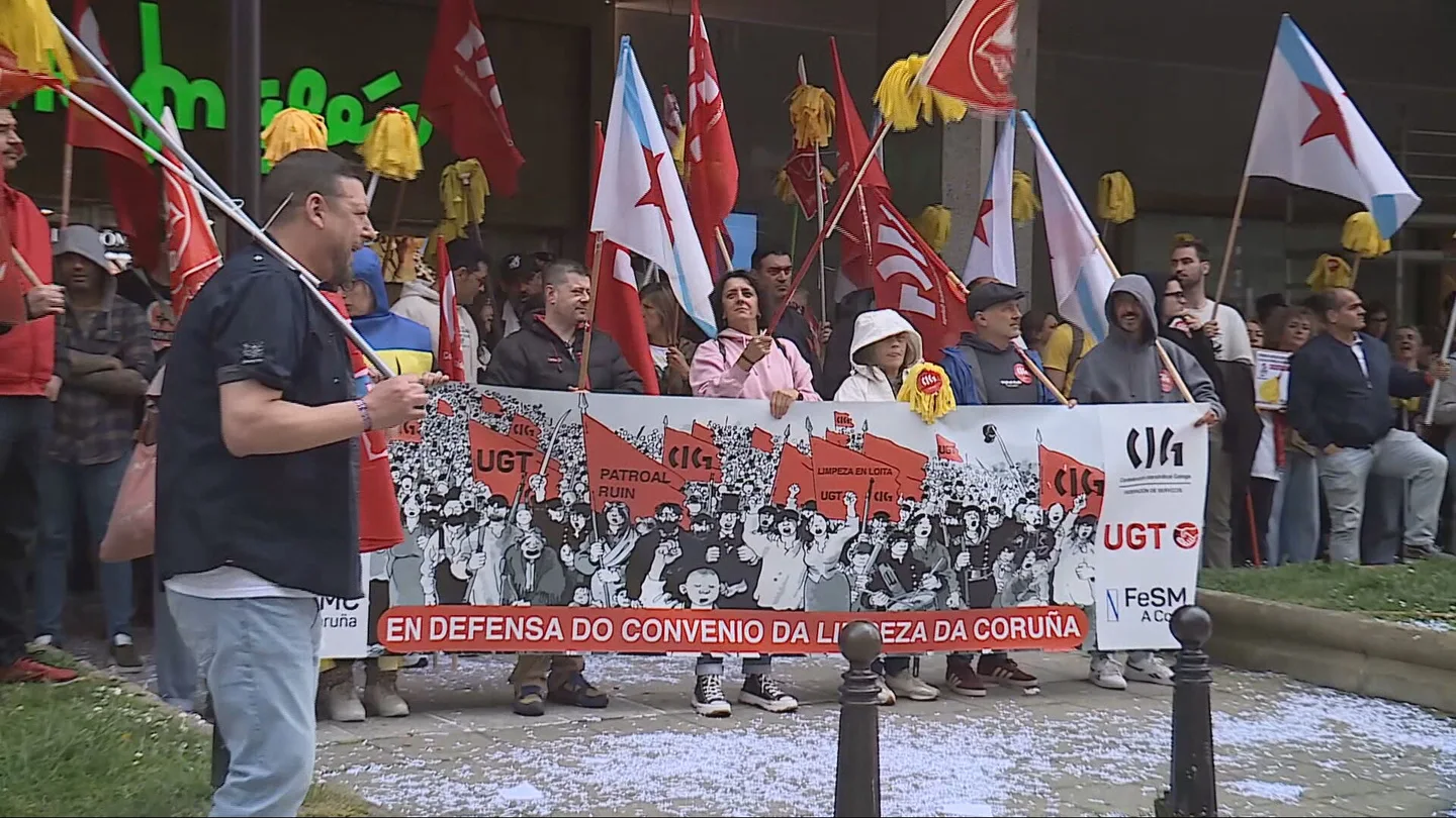 Manifestación de trabajadoras de limpieza en A Coruña Manifestación de trabajadoras de limpieza en A Coruña