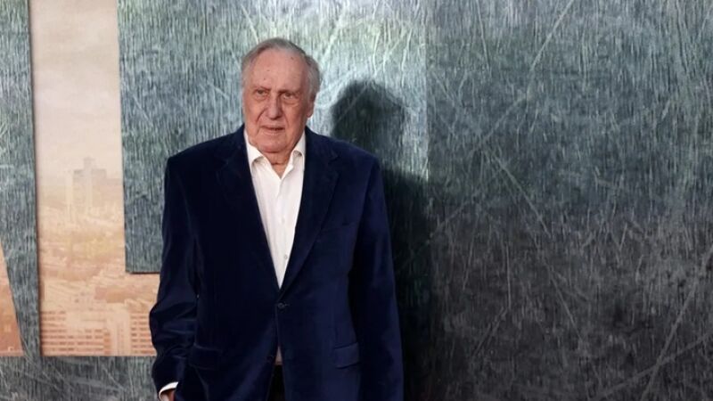 Muere Frederick Forsyth, escritor autor de 'El día del Chacal', a los 86 años