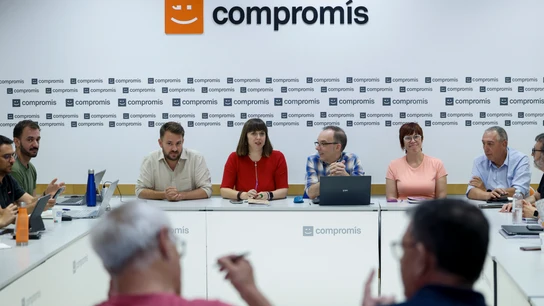 Vista general de la comisión ejecutiva de Compromís reunida para decidir acerca de su relación con Sumar Vista general de la comisión ejecutiva de Compromís reunida para decidir acerca de su relación con Sumar