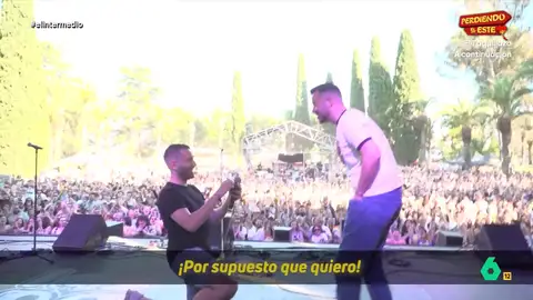 Triunfa el amor en Los Palomos: un joven pide matrimonio a su pareja en el escenario: "¿Quieres pasar toda la vida conmigo?" Triunfa el amor en Los Palomos: un joven pide matrimonio a su pareja en el escenario: "¿Quieres pasar toda la vida conmigo?"