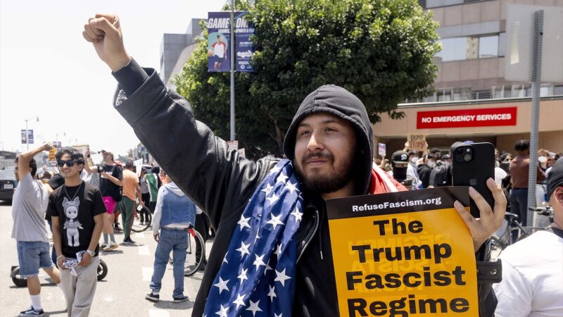 California demanda a Trump por desplegar "de forma ilegal" a la Guardia Nacional