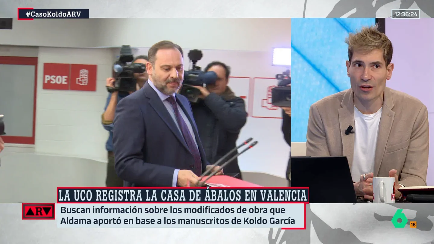Juanma Romero destaca que Ábalos "pone en aprieto" al Gobierno: "Ha ido cambiando de versión día tras día" Juanma Romero destaca que Ábalos "pone en aprieto" al Gobierno: "Ha ido cambiando de versión día tras día"