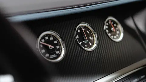 Indicadores del salpicadero del Bentley Continental GT Speed Indicadores del salpicadero del Bentley Continental GT Speed
