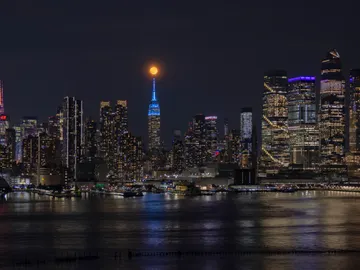 Luna llena en Nueva York Luna llena en Nueva York