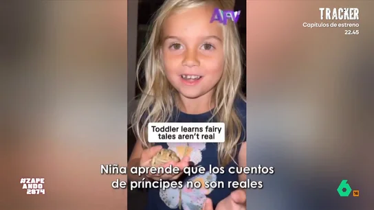 Una niña descubre, de la peor manera posible, que las ranas no se convierten en príncipes La pequeña no puede disimular su decepción al descubrir que lo que cuentan los cuentos no es real. Su padre, que graba la cómica escena, la advierte que no se debe creer todo lo que lee.
