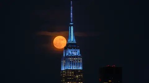 Luna de fresa en Nueva York Luna de fresa en Nueva York