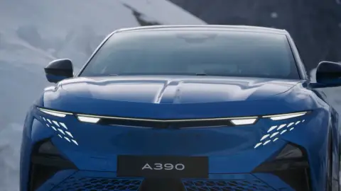 Parte frontal del Alpine A390 Parte frontal del Alpine A390