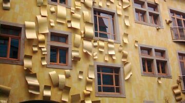 Fachada del Patio Kunsthofpassage en Dresden (Alemania)
