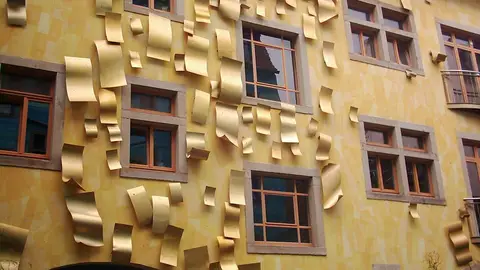 Fachada del Patio Kunsthofpassage en Dresden (Alemania) Fachada del Patio Kunsthofpassage en Dresden (Alemania)