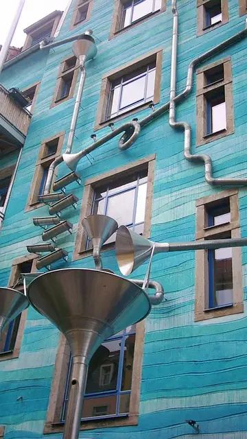 Fachada azul del Patio Kunsthofpassage en Dresden Fachada azul del Patio Kunsthofpassage en Dresden