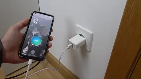 Móvil cargando Móvil cargando