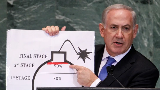 Benjamin Netanyahu, con el gráfico de una bomba Benjamin Netanyahu, con el gráfico de una bomba