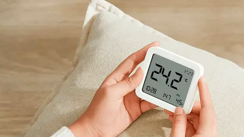 Xiaomi Smart Temperature And Humidity Monitor 3 Xiaomi Smart Temperature And Humidity Monitor 3