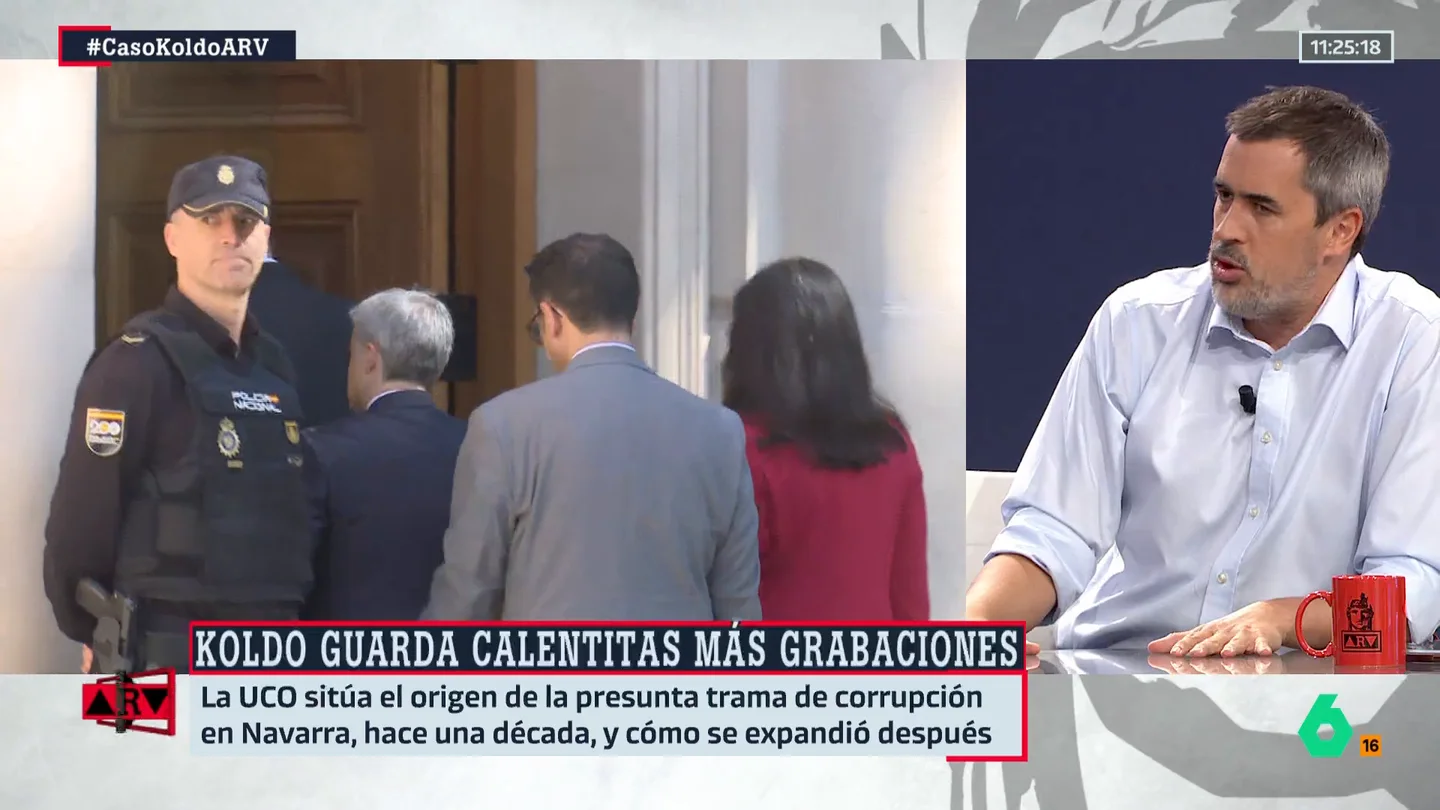 Carlos Cué analiza el terremoto político en el PSOE: "Lo alucinante es que un personaje como Koldo haya llegado donde llegó" Carlos Cué analiza el terremoto político en el PSOE: "Lo alucinante es que un personaje como Koldo haya llegado donde llegó"