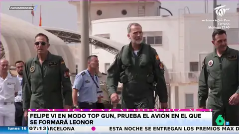 Patricia Benítez 'babea' con el rey Felipe VI en plan 'Top Gun': "Es el que más me gusta, el uniforme verde" Patricia Benítez 'babea' con el rey Felipe VI en plan 'Top Gun': "Es el que más me gusta, el uniforme verde"