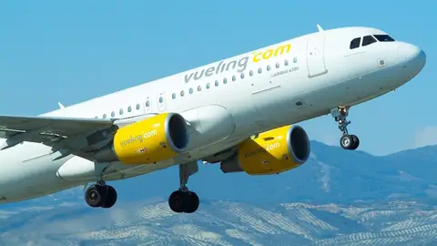 Vueling celebra el 'Yellow Day' con descuentos de hasta un 30% y un año de vuelos gratis Vueling celebra el 'Yellow Day' con descuentos de hasta un 30% y un año de vuelos gratis