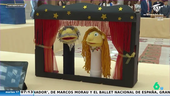 "¿No está Felipe un poco desaliñado?": Alfonso Arús juzga los proyectos ganadores del concurso infantil '¿Qué es un rey para ti?' "¿No está Felipe un poco desaliñado?": Alfonso Arús juzga los proyectos ganadores del concurso infantil '¿Qué es un rey para ti?'