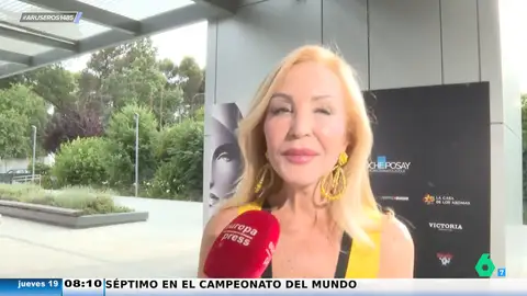 Carmen Lomana habla de su situación sentimental dando nombre y apellidos: "Salimos, lo dejamos, estamos medio año reñidos y medio saliendo" Carmen Lomana habla de su situación sentimental dando nombre y apellidos: "Salimos, lo dejamos, estamos medio año reñidos y medio saliendo"