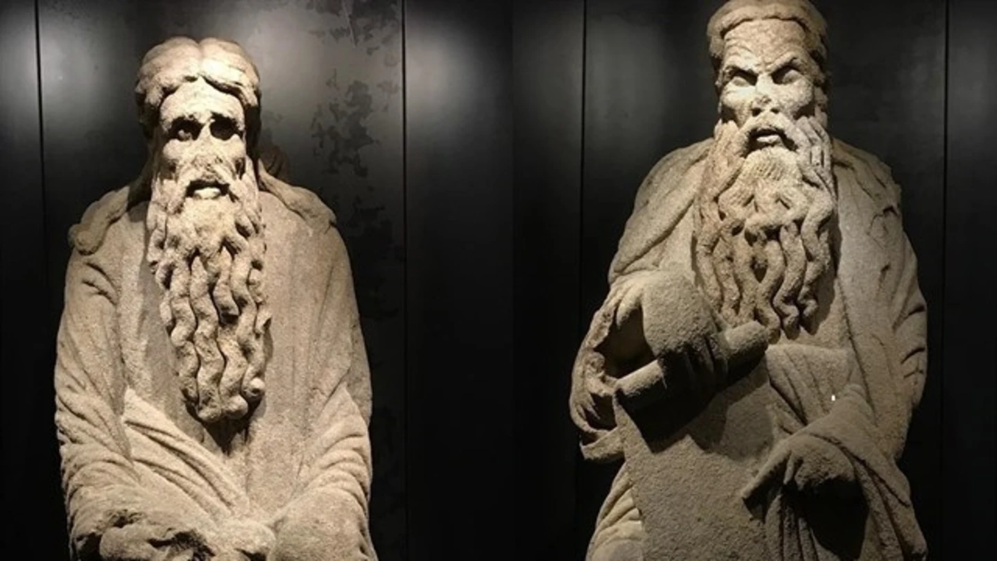 Las estatuas de Abraham e Isaac Las estatuas de Abraham e Isaac