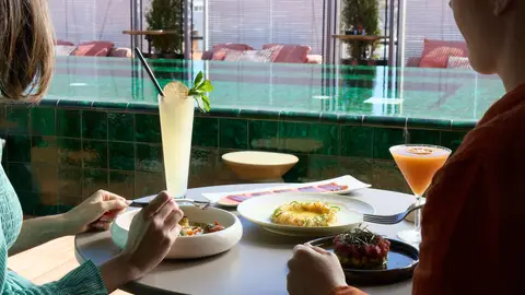 Platos de Picos Pardos, restaurante en la azotea de Bless Hotel Madrid Platos de Picos Pardos, restaurante en la azotea de Bless Hotel Madrid