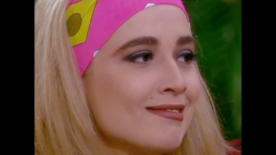 Las "dos caras" de Marta Sánchez, según una corista de Olé Olé: "De cara a la galería era más diva, más antipática" Las "dos caras" de Marta Sánchez, según una corista de Olé Olé: "De cara a la galería era más diva, más antipática"