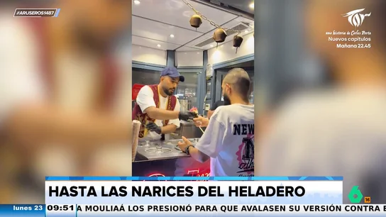 Se le acaba la paciecia y reacciona así ante el helado más viral de Turquía Se le acaba la paciecia y reacciona así ante el helado más viral de Turquía