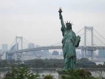 Estatua de la Libertad en Odaiba, Tokio Estatua de la Libertad en Odaiba, Tokio