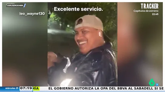 La reacción viral de un repartidor cuando tiene que llevar comida a domicilio con tormenta: "Porque hay gente de mi color trabajando..." La reacción viral de un repartidor cuando tiene que llevar comida a domicilio con tormenta: "Porque hay gente de mi color trabajando..."