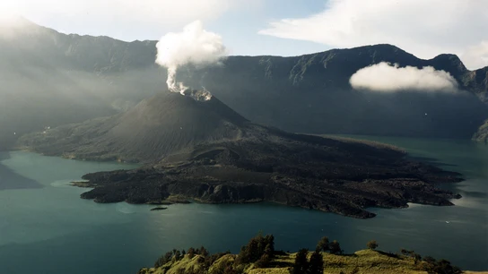 Una imagen del volcán Rinjani, en Indonesia Una imagen del volcán Rinjani, en Indonesia