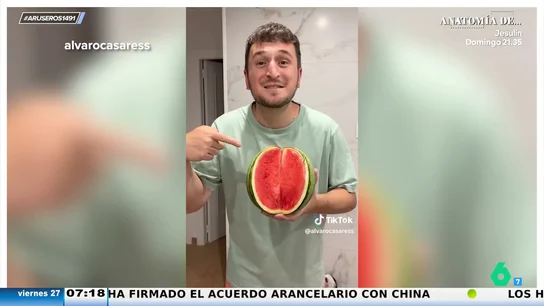 Así es el verano en España, explicado para extranjeros: "La casa de la abuela es la mansión del abanico y el 'fli'" Así es el verano en España, explicado para extranjeros: "La casa de la abuela es la mansión del abanico y el 'fli'"