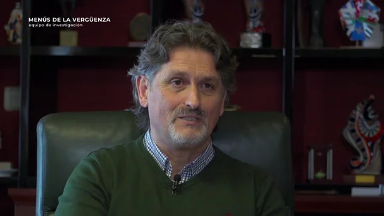 Equipo de Investigación muestra al alcalde de Ortigueira las comidas de los usuarios de la residencia: "Yo me lo comería... porque tengo que comer" Equipo de Investigación muestra al alcalde de Ortigueira las comidas de los usuarios de la residencia: "Yo me lo comería... porque tengo que comer"