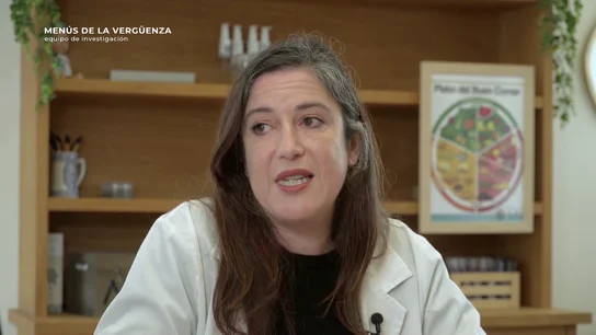 Una dietista analiza la comida denunciada por los usuarios de una residencia: "Yo no consentiría que mi madre se comiera esto" Una dietista analiza la comida denunciada por los usuarios de una residencia: "Yo no consentiría que mi madre se comiera esto"