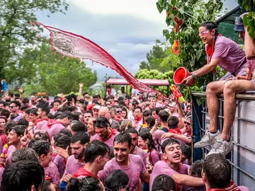 Batalla del Vino de Haro, en La Rioja Batalla del Vino de Haro, en La Rioja