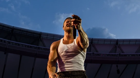 El cantante del grupo estadounidense Imagine Dragons, Dan Reynolds, durante el concierto en el Metropolitano El cantante del grupo estadounidense Imagine Dragons, Dan Reynolds, durante el concierto en el Metropolitano