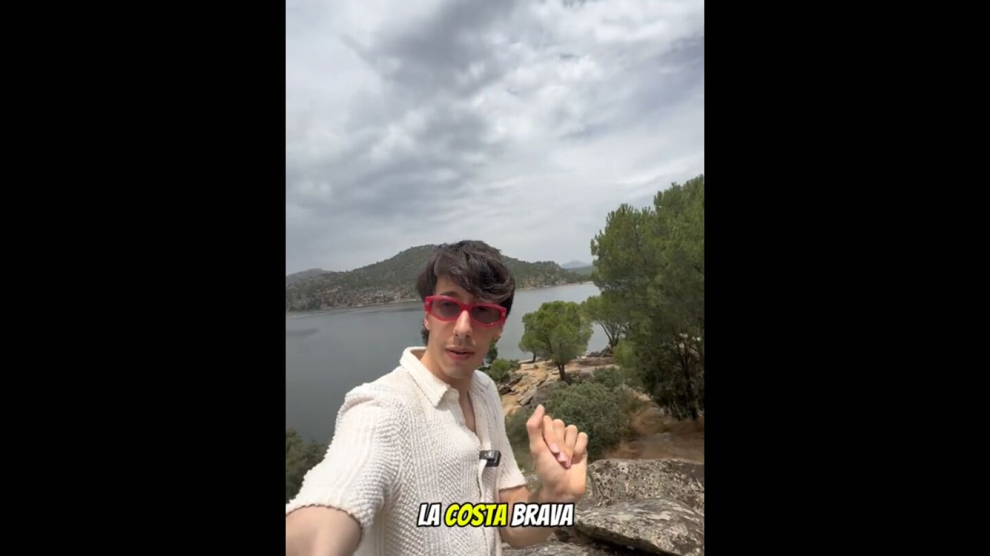 El tiktoker @Kingbruu en el pantano de San Juan