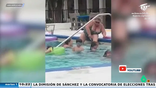 La reacción de Alfonso Arús a lo que hay en el agua de las piscinas: "La gente es muy guarra" La reacción de Alfonso Arús a lo que hay en el agua de las piscinas: "La gente es muy guarra"