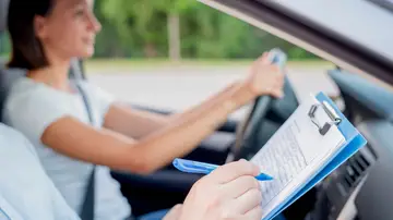 Examen práctico de conducir tipo B Examen práctico de conducir tipo B