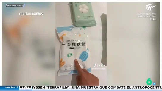 Una joven española se va de viaje con sus amigas chinas y alucina con la obsesión que tienen: "Llevan bragas desechables para no lavarlas" Una joven española se va de viaje con sus amigas chinas y alucina con la obsesión que tienen: "Llevan bragas desechables para no lavarlas"