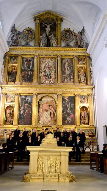 Retablo mayor y sepulcro de la reina María de Molina (Monasterio de las Huelgas Reales de Valladolid) Retablo mayor y sepulcro de la reina María de Molina (Monasterio de las Huelgas Reales de Valladolid)
