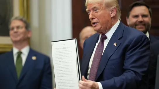 El presidente de EE.UU., Donald Trump habla durante un acto en la Casa Blanca en Washington. El presidente de EE.UU., Donald Trump habla durante un acto en la Casa Blanca en Washington.