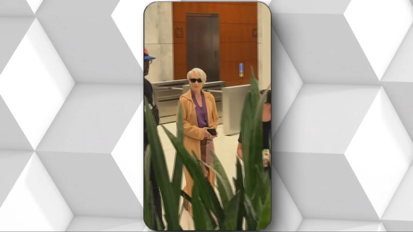 Meryl Streep, durante el rodaje de la segunda parte de 'El diablo viste de Prada' Meryl Streep, durante el rodaje de la segunda parte de 'El diablo viste de Prada'