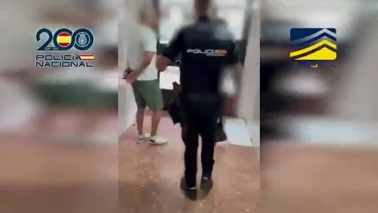 Cae una red criminal que facilitaba la entrada de migrantes desde España a Reino Unido y Canadá con pasaportes falsos Cae una red criminal que facilitaba la entrada de migrantes desde España a Reino Unido y Canadá con pasaportes falsos