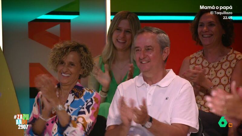La familia de Miki Nadal, entre el público de Zapeando: "Si te duermes, que no se te vea, por favor"