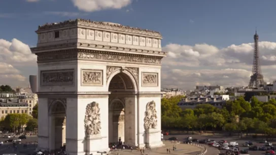 El Arco del Triunfo, en París. El Arco del Triunfo, en París.