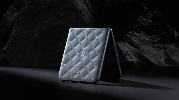 Motorola Razr 60 Crystals by Swarovski